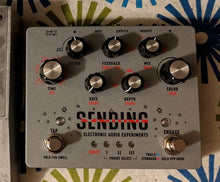 Load image into Gallery viewer, Sending v2