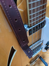 Load image into Gallery viewer, Papyrus 1" Saddle