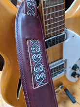 Load image into Gallery viewer, Papyrus 1" Saddle