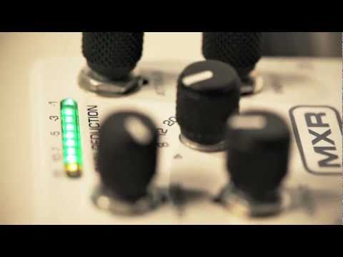 Bass Compressor M87 (Open Box/Demo) – Stompbox Sonic