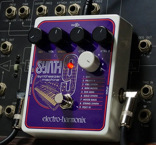 Synth9 Synthesizer Machine – Stompbox Sonic