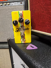 Load image into Gallery viewer, Keeley Sfocato Fuzz pedal with Wah tone control
